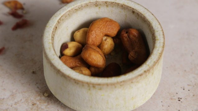 Karl’s Spicy Mixed Nuts