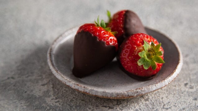 Treat Snack Chocolate Dipped Strawberries